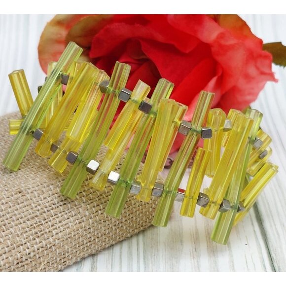 Coccinelle Silver Tone & Green Plastic Modern Art to Wear Bracelet 8" - Picture 6 of 11